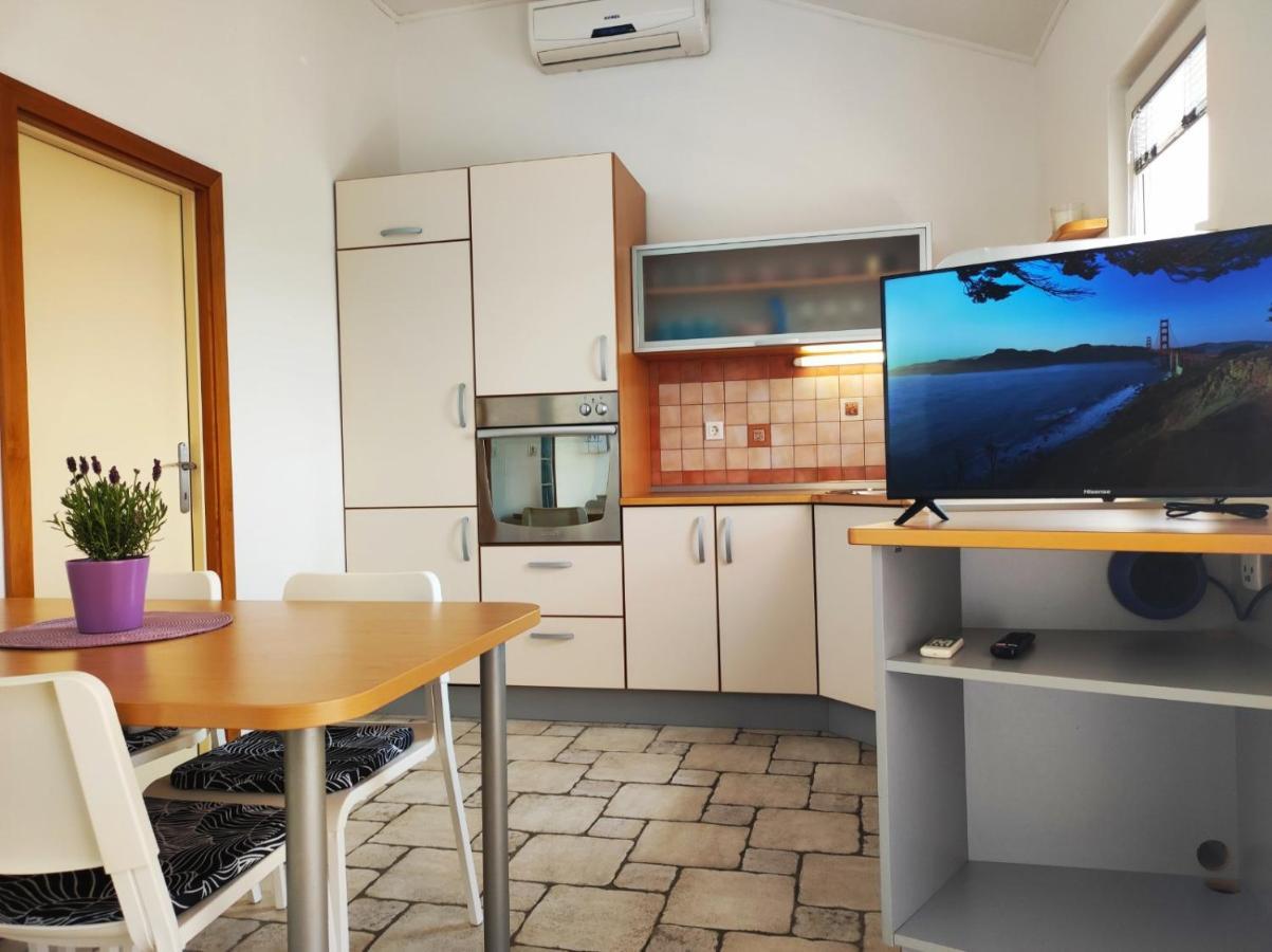 Lavanda Apartment Krk Town Exterior foto